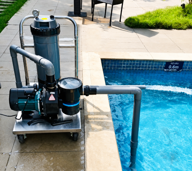 Bộ lọc monoblock hiện đại với thân thép không gỉ, giải pháp xử lý nước tối ưu cho hồ bơi năm 2026.
